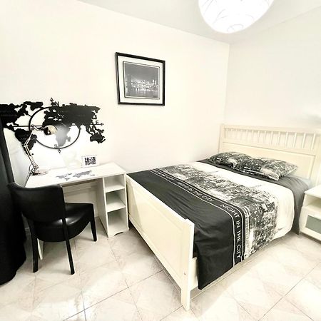 Chambre Privee En Colocation Dans Un Appartement Au Centre De Rillieux La Pape Exterior photo