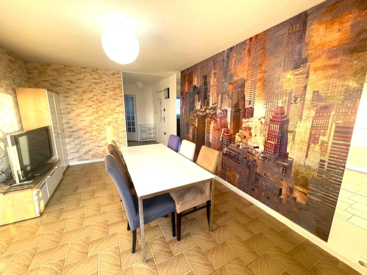 Chambre Privee En Colocation Dans Un Appartement Au Centre De Rillieux La Pape Exterior photo