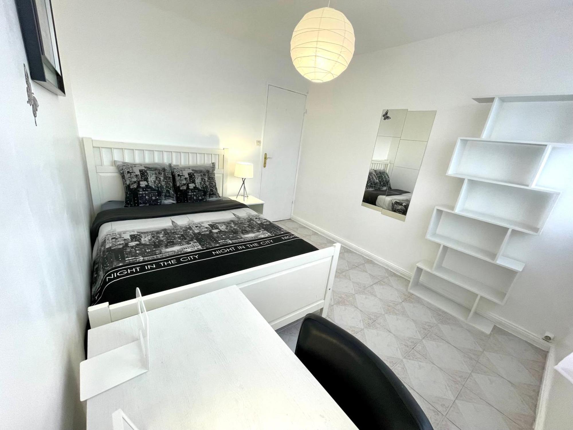 Chambre Privee En Colocation Dans Un Appartement Au Centre De Rillieux La Pape Exterior photo