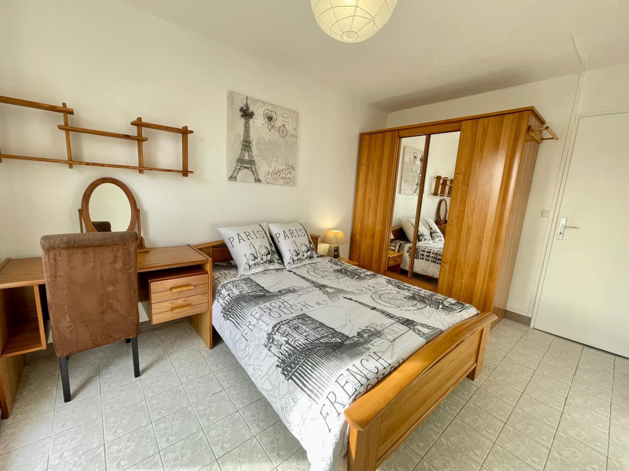 Chambre Privee En Colocation Dans Un Appartement Au Centre De Rillieux La Pape Exterior photo